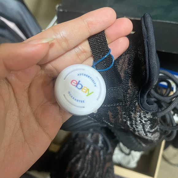 Authentic YEEZY BOOST 350 V2 'MX ROCK' - Picture 6 of 6